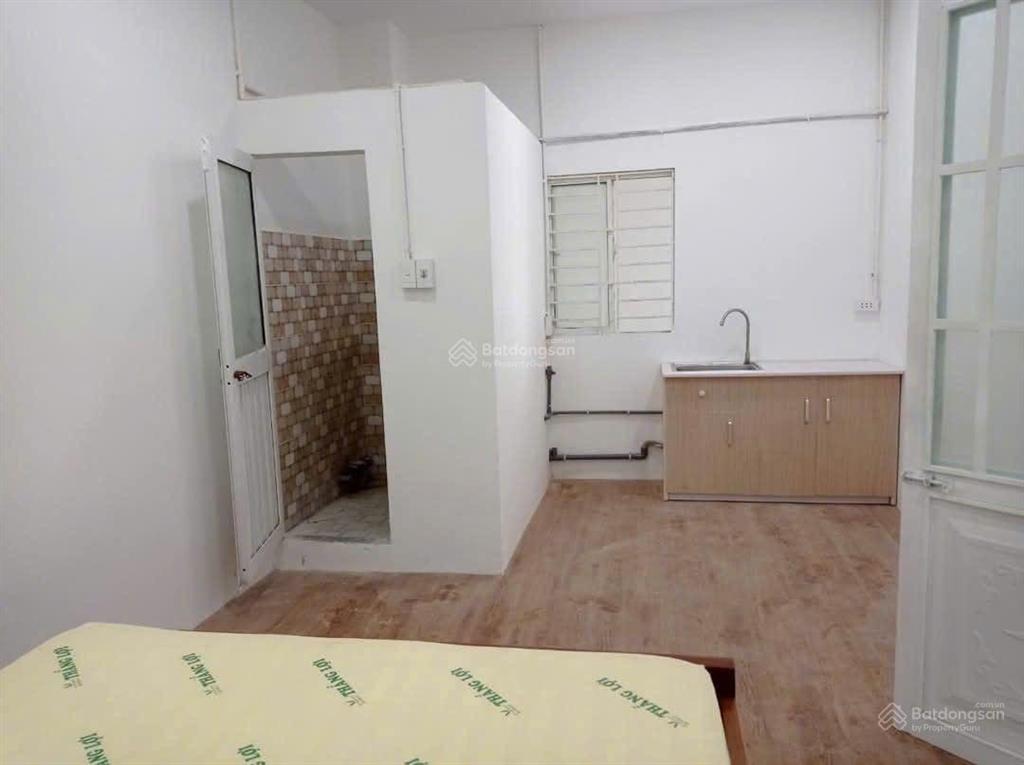 Tòa nhà 4 tầng 6 phòng cho thuê dòng tiền 20 triệu/tháng trung tâm hải châu, đà nẵng