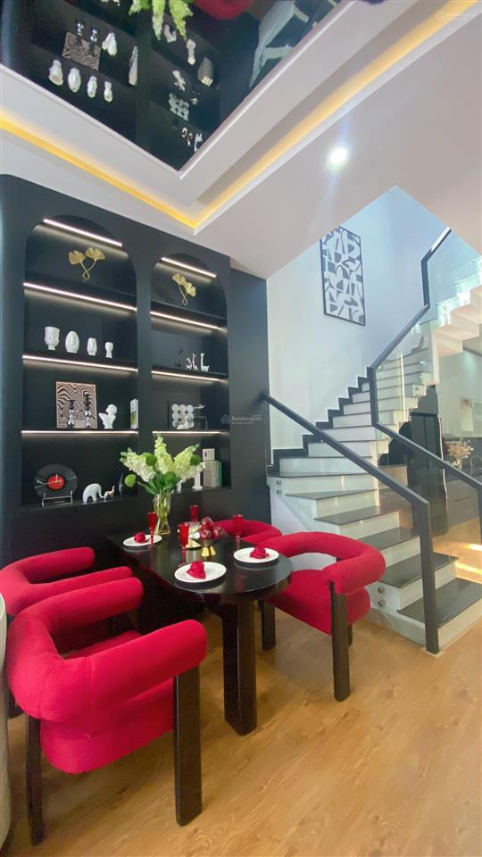 Bán nhà riêng tại huỳnh ngọc huệ, 5,65 tỷ, 64m2, 3pn, 4wc
