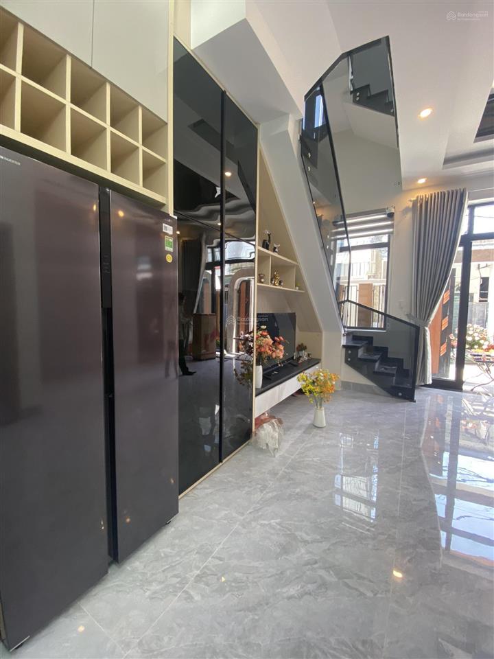 70m2 ngang 8m kiệt 4m ô tô thông nhà 3 tầng xây mới 100% đà nẵng