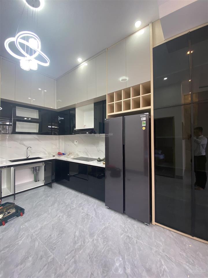 70m2 ngang 8m kiệt 4m ô tô thông nhà 3 tầng xây mới 100% đà nẵng