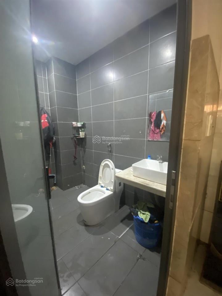 Nhà 3 tầng + đất 118m ngang 7m  300m ra biển chỉ 9 tỷ
