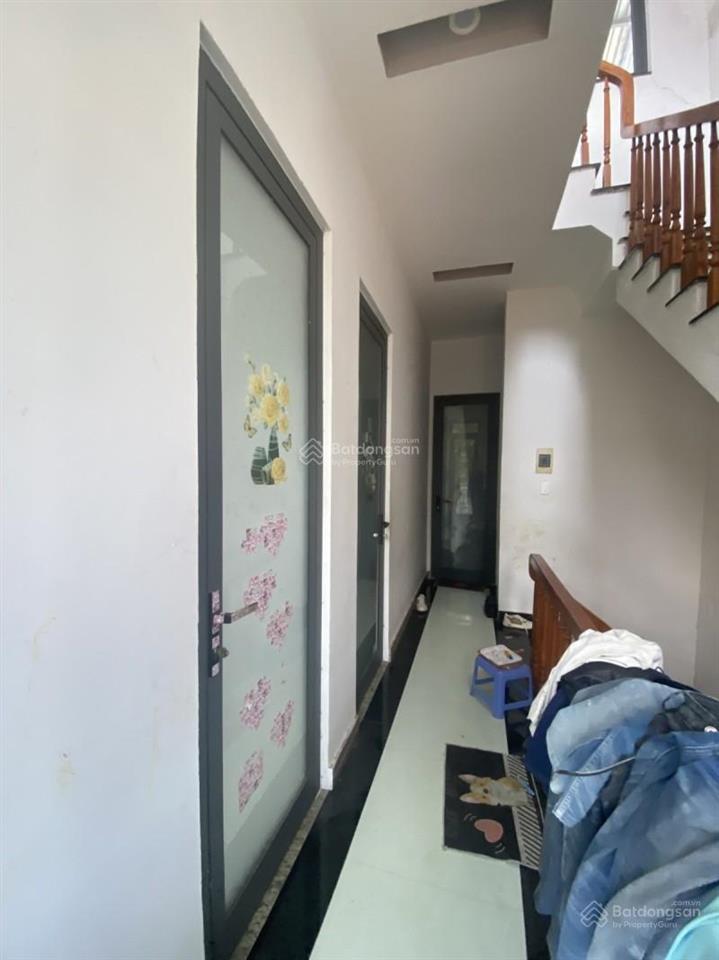Nhà 3 tầng + đất 118m ngang 7m  300m ra biển chỉ 9 tỷ