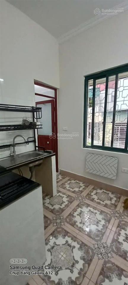 Cho thuê nhà ngõ đường thái hà. cách mặt phố thái hà 20m
