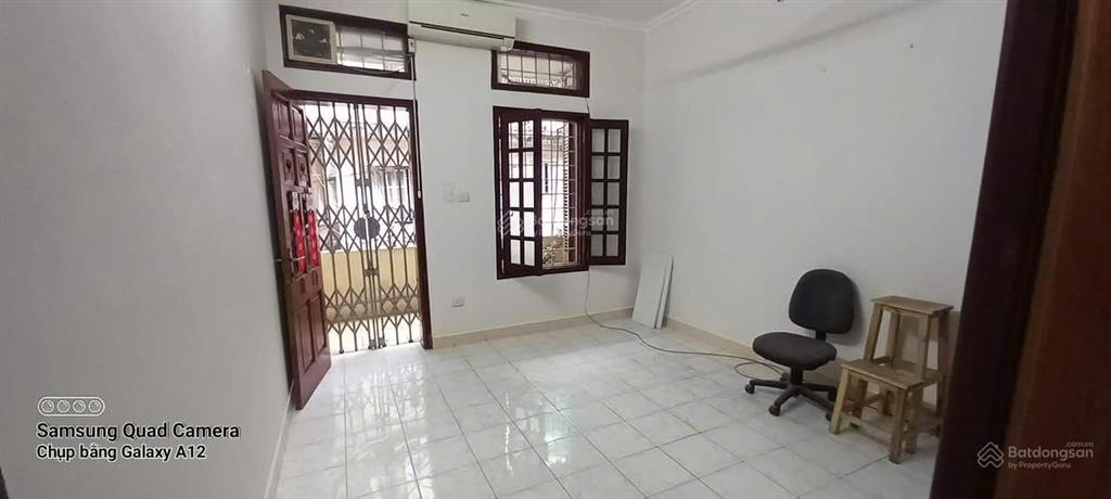Cho thuê nhà ngõ đường thái hà. cách mặt phố thái hà 20m