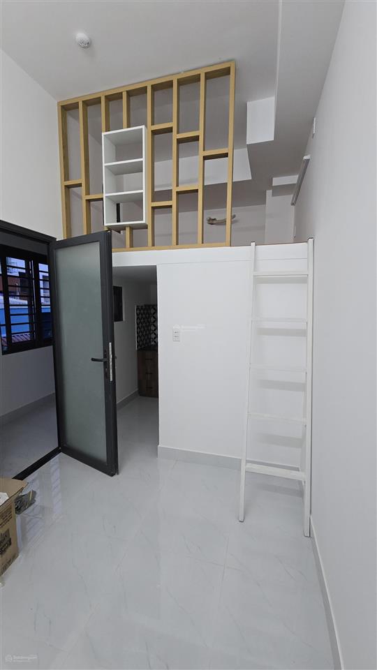 Phòng trọ 22m2 nội thất cơ bản mới, ngay công viên gia định