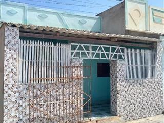 Đầu tư  nhà cấp 4 diện tích 50m2, mặt tiền biển phan rí cửa giá chỉ 590 triệu