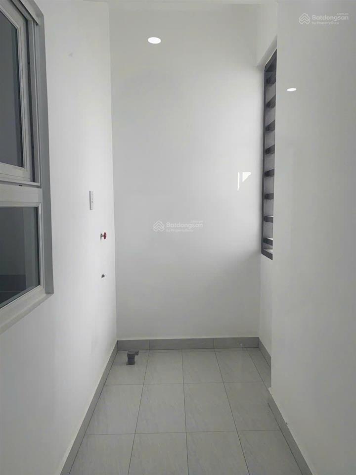 Cho thuê căn hộ mới 100%, diện tích 85m2, phòng rộng, thoáng mát, đầy đủ tiện ích