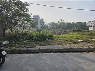 Cần bán gấp 85m làn 1 khu đấu giá khánh tân  quốc oai. tiền hậu = 5m.
giá mềm nhất khu
sẵn sổ công