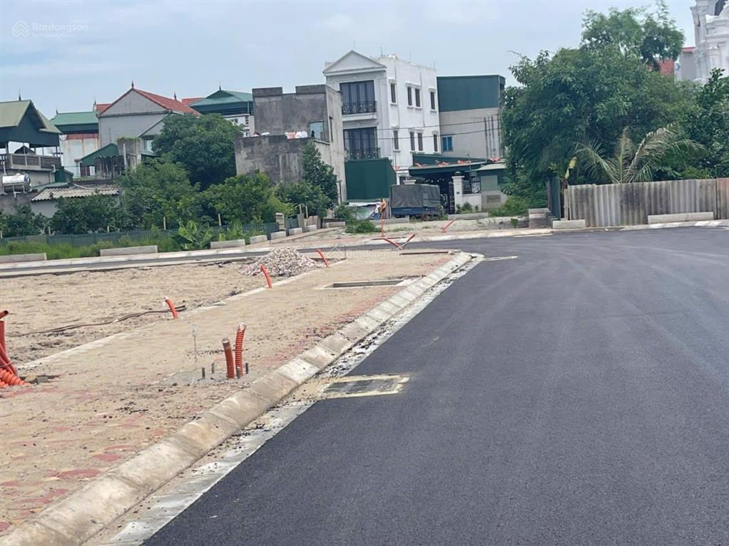 Lô góc 3 mặt tiền tại khu đấu giá tam quan phú xuyên. lô số 24