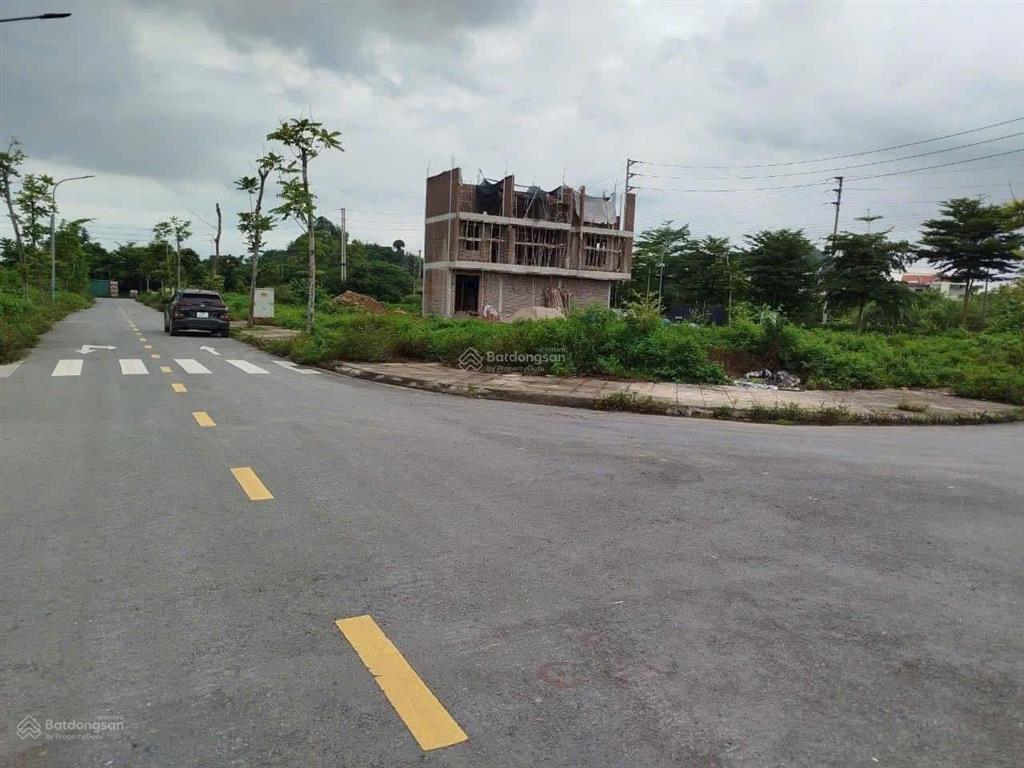 Đất đấu giá khánh tân  sài sơn  quốc oai 0915 068 ***