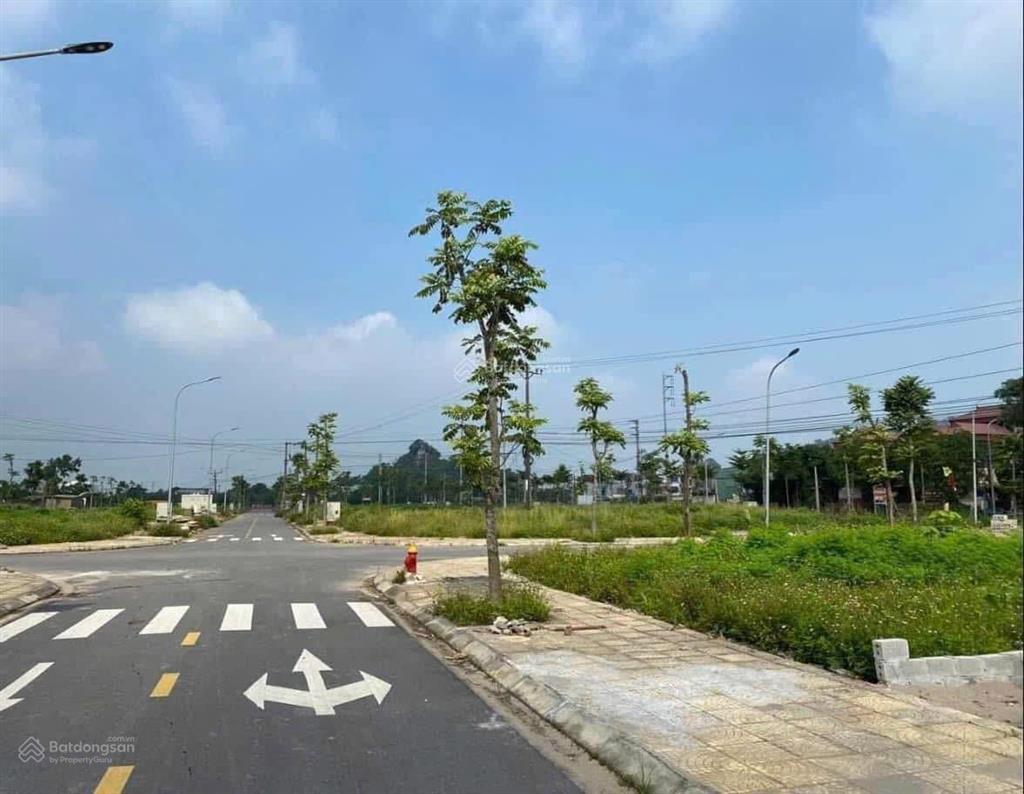 Đất đấu giá khánh tân  sài sơn  quốc oai 0915 068 ***