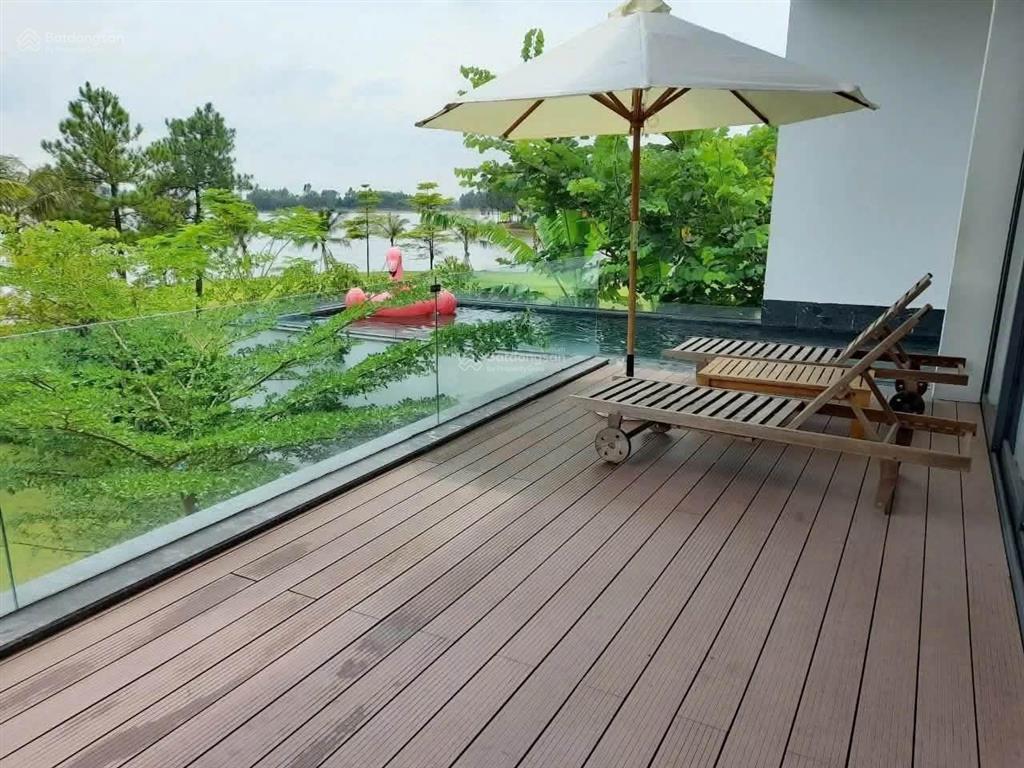 Siêu phẩm biệt thự vip lakeview flamingo đại lải
sở hữu vị trí đẹp bậc nhất với hồ trực diện.