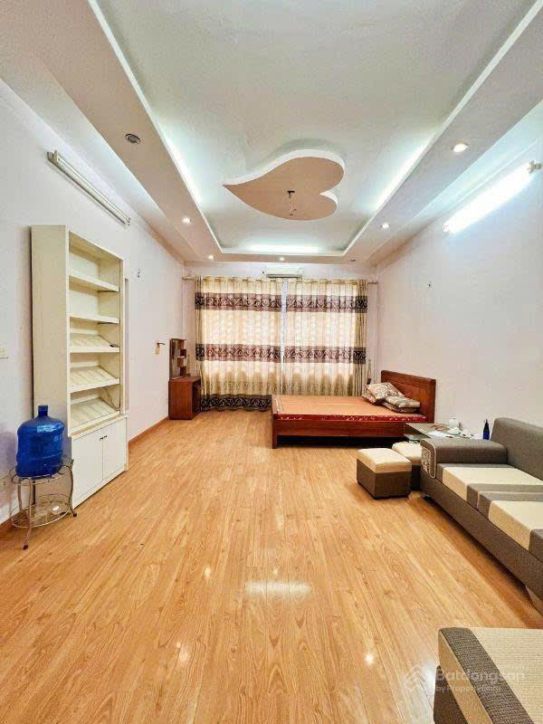 Mặt phố vọng  32m2 x 5 tầng  kinh doanh  mặt tiền 4.5m  vỉa hè 2 làn ô tô tránh  ko quy hoạch!