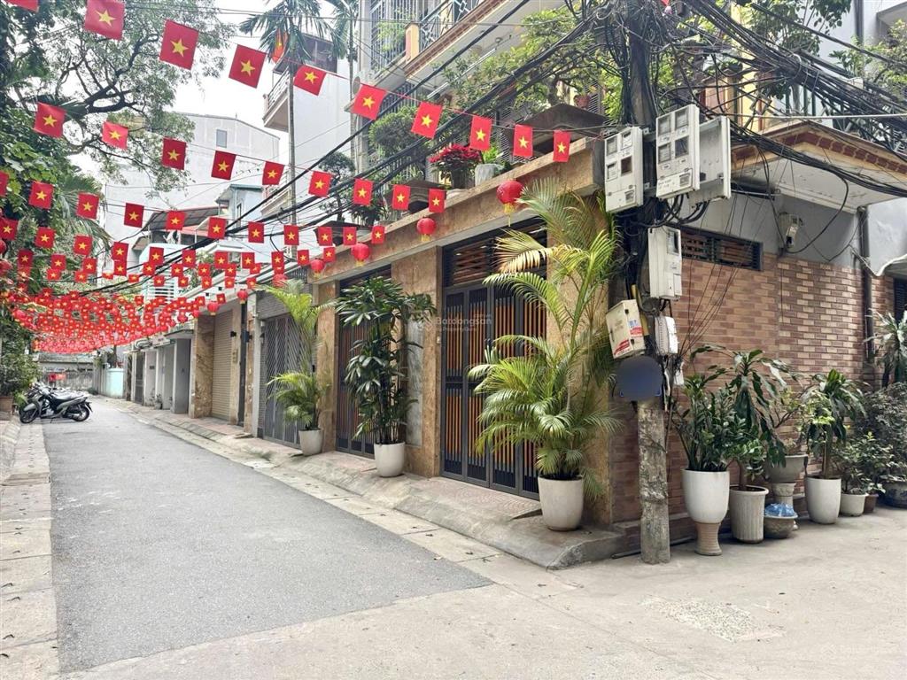 Phân lô lò đúc  ô tô đỗ ngày đêm  74m*5 tầng tặng nội thất  khu cán bộ yên tĩnh  giá bán
