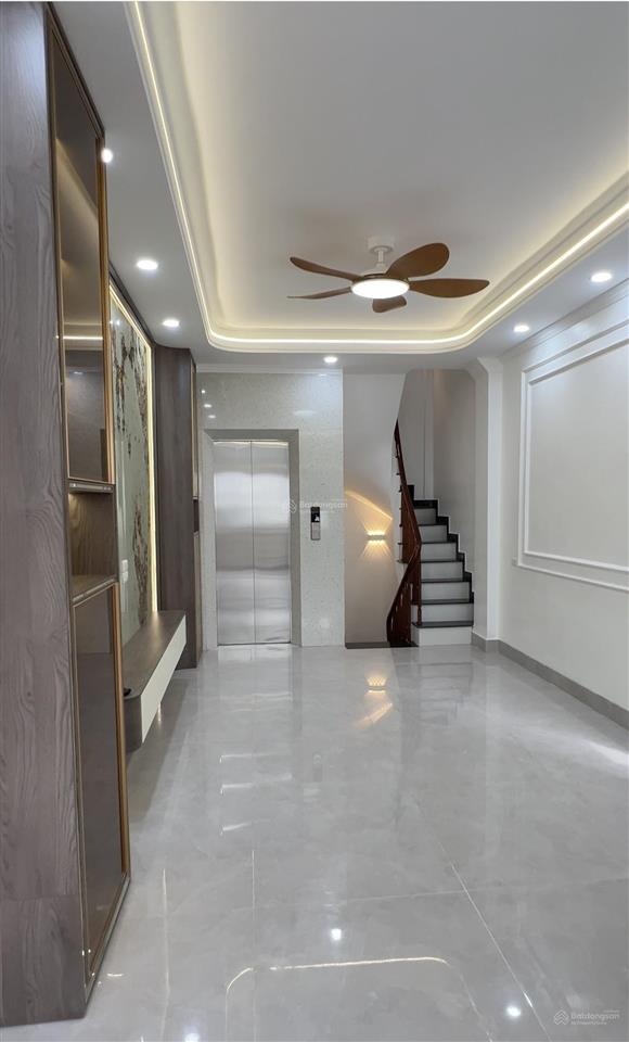 Mặt ngõ hồ linh quang  căn góc xây mới 40m2 x 7 tầng thang máy  20m ra hồ  ngõ thông kinh doanh