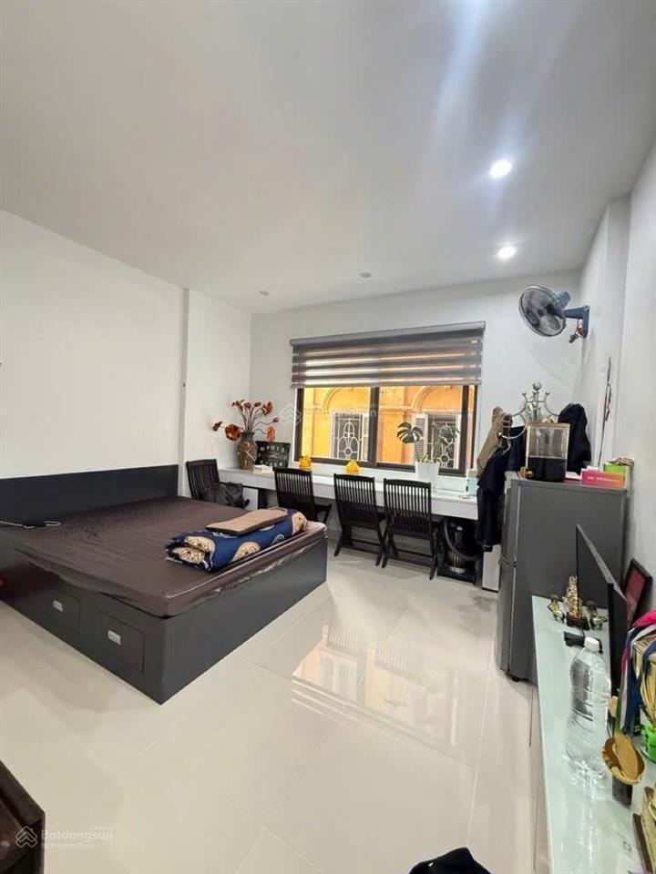 Phân lô nguyễn chí thanh  ngõ thông kinh doanh  30m ra ô tô  6 tầng thang máy  full tiện ích