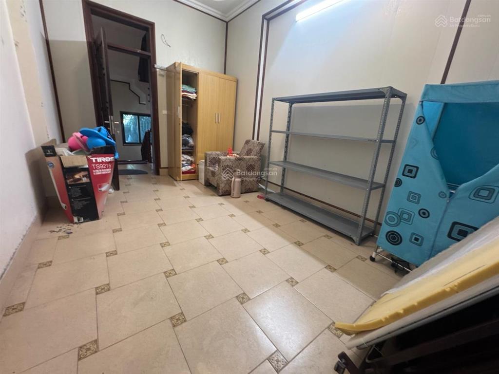 Biệt thự phố đội nhân  vị trí vàng  oto đỗ thoải mái  sân vườn vỉa hè sân chơi  khu biệt lập