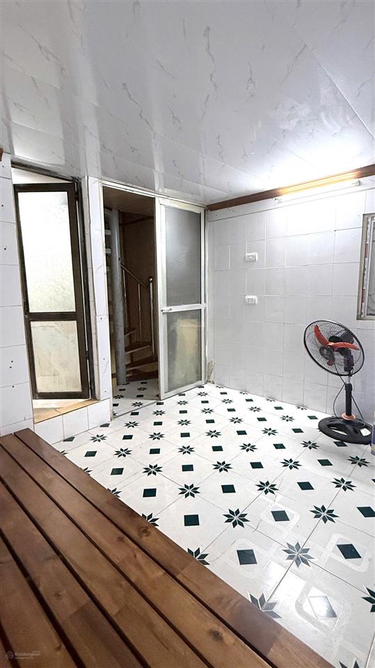 Mặt ngõ võ thị sáu 20m ra phố  căn góc nhà thoáng  4 tầng, 3 ngủ kk  full tiện ích giá sinh viên