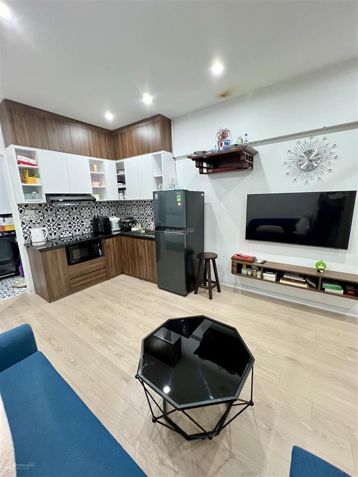 Tầng 3 căn hộ nguyễn chí thanh, sổ đỏ cc 65m 2 ngủ, nhà thoáng full nội thất  sân xe  nhỉnh 3t