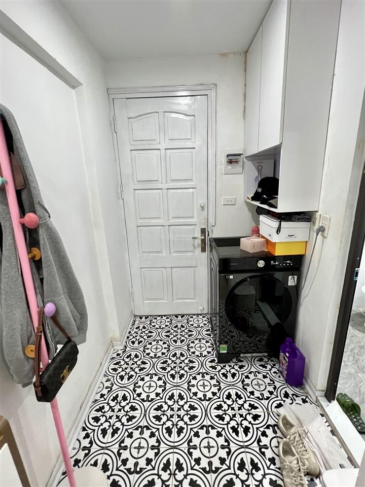 Tầng 3 căn hộ nguyễn chí thanh, sổ đỏ cc 65m 2 ngủ, nhà thoáng full nội thất  sân xe  nhỉnh 3t