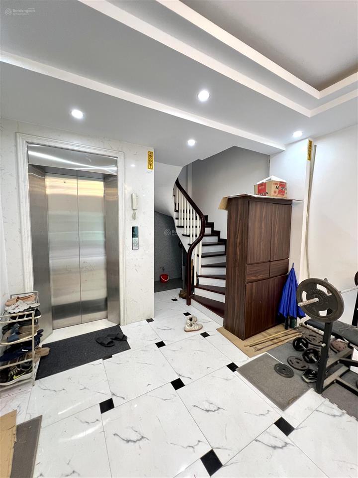 An dương vương  ciputra, mặt ngõ thông  lô góc 40m*6 tầng thang máy  gara ôtô  nội thất cao câp