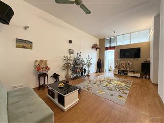 Bán căn cc đức giang, 3,7 tỷ(giá đầu tư), 67m2, đẹp, nhiều tiện ích bao xung quanh