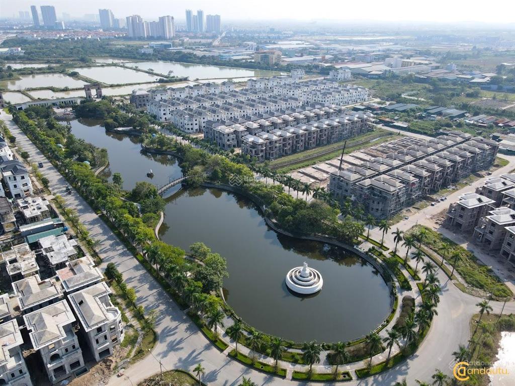 Bán căn biệt thự song lập gần bể bơi tại kđt vườn cam, 32,3 tỷ, 262 m2 thiết kế xây 3 tầng