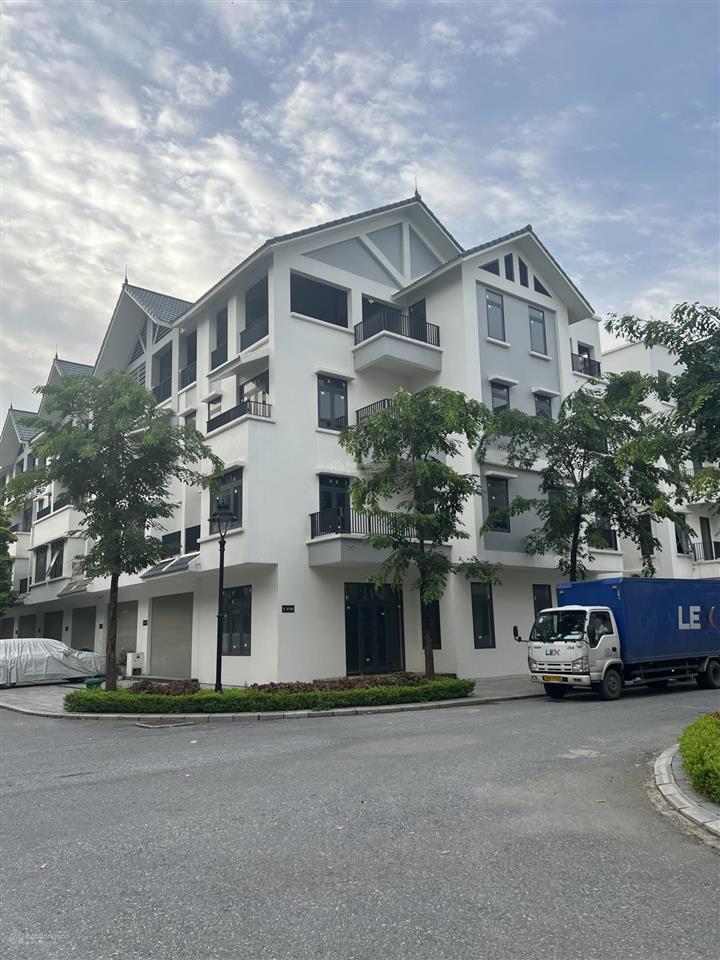 Bán căn liền kề góc hinode royal park  100m  2 mặt tiền  view vườn hoa