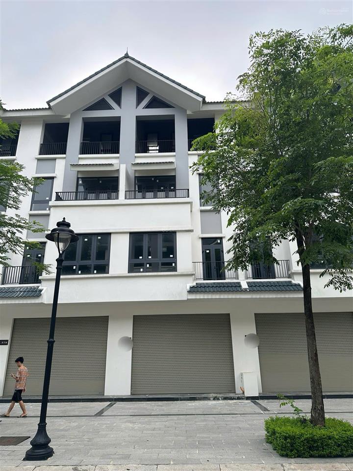 Bán liền kề hinode royal park  12,9 tỷ | 4 tầng | mặt tiền 5m | đường trục chính