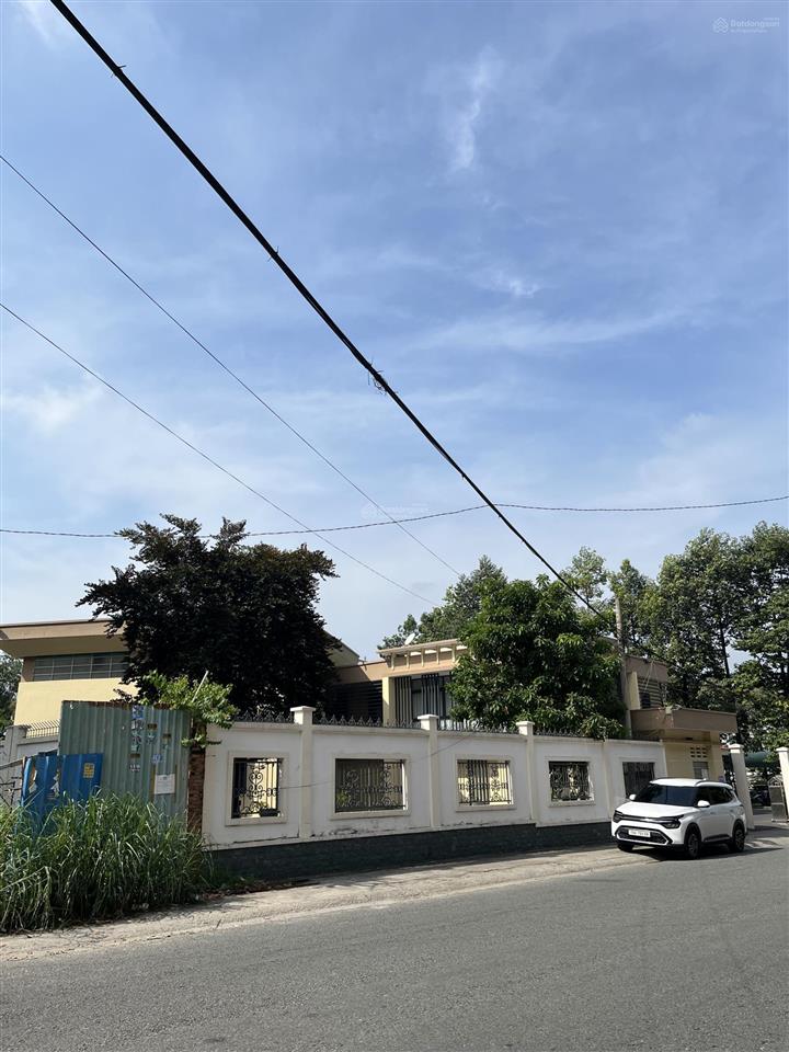 Bán nhà mặt tiền 100m2  đường n3, kdc chánh nghĩa (gần phòng quản lý xuất nhập cảnh)