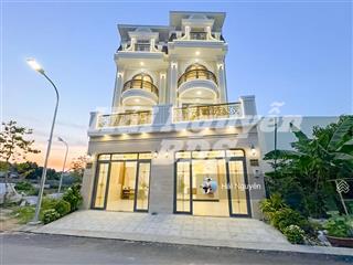 Siêu phẩm tân cổ điển xây dựng mới 100% kdc cao cấp  đường huỳnh tấn phát  nhà bè