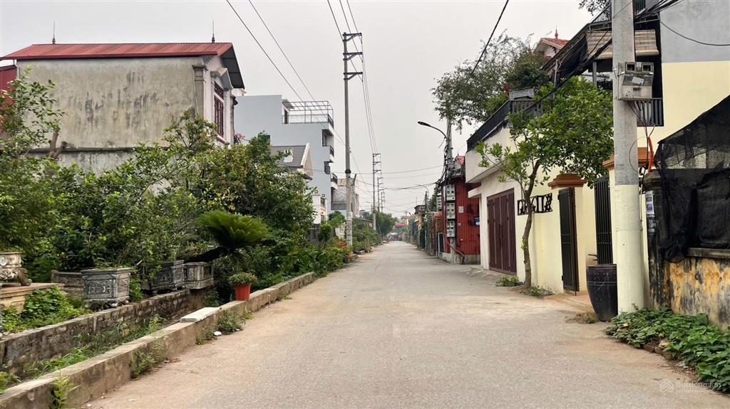 Bán nhà 216m2 sát ecopark, ngõ thông ô tô tránh, giá nhỉnh 11 tỷ