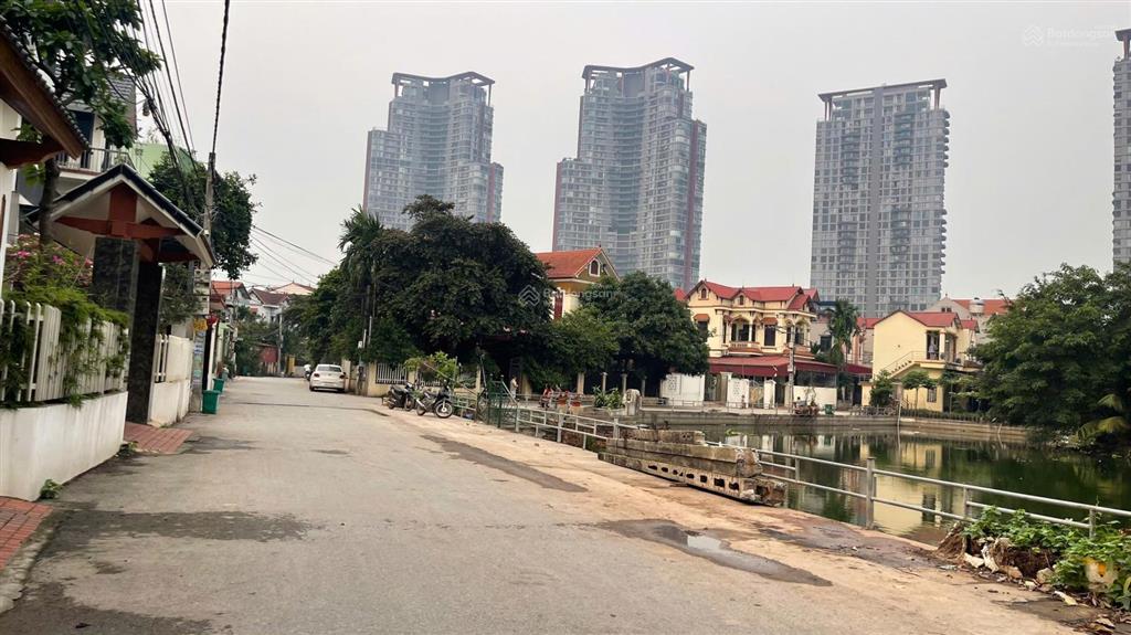 Bán nhà 216m2 sát ecopark, ngõ thông ô tô tránh, giá nhỉnh 11 tỷ