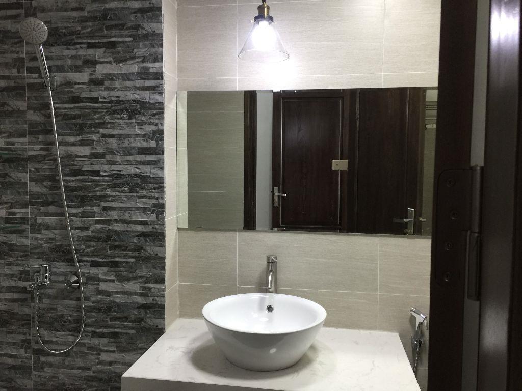 Bán căn 2PN dt 76m2 tại SEASONS AVENUE tầng trung chỉ 7 tỷ