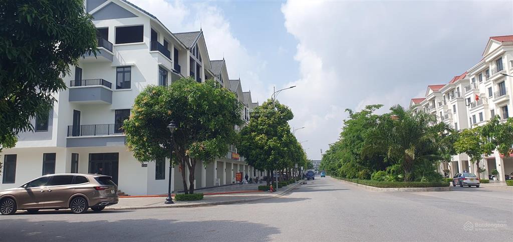 Cần bán gấp biệt thự liền kề di trạch dt 186m2 đường trước nhà 35m lô góc đẹp nhất khu 0988 663 ***