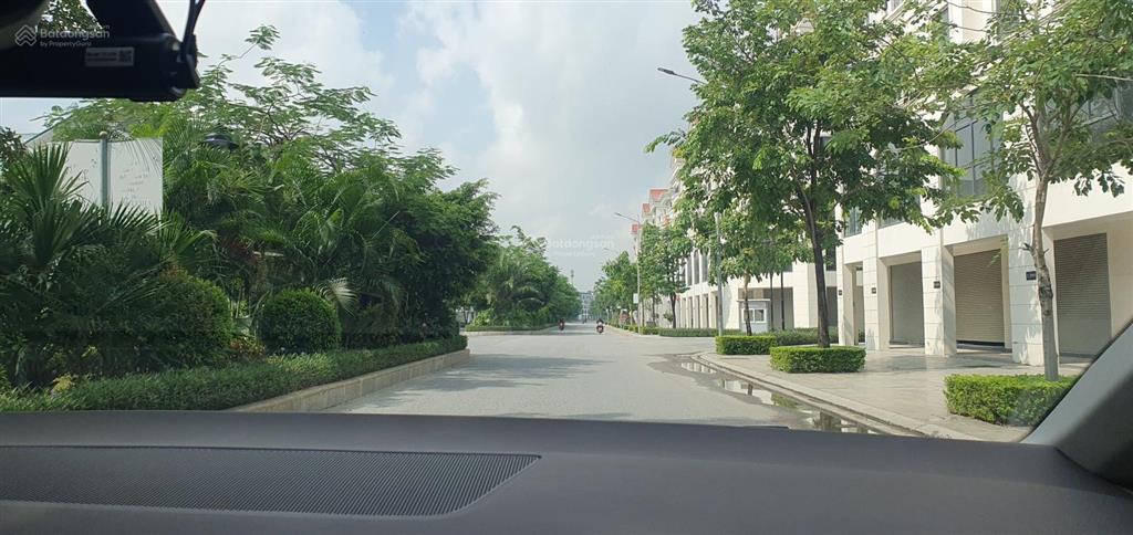 Cần bán gấp biệt thự liền kề di trạch dt 186m2 đường trước nhà 35m lô góc đẹp nhất khu 0988 663 ***