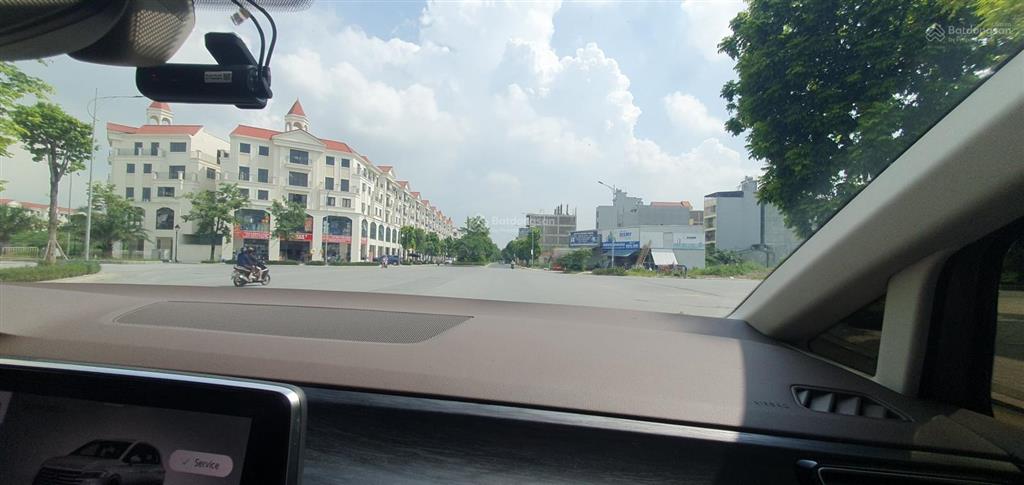 Cần bán gấp biệt thự liền kề di trạch dt 186m2 đường trước nhà 35m lô góc đẹp nhất khu 0988 663 ***