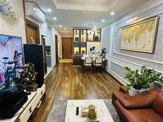 Gia đình chuyển sài gòn cần bán căn 2 phòng ngủ 70m2 chung cư thái hà 43 phạm văn đồng