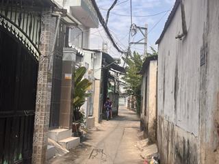 Bán nhà 110m2 quận 7, ngang 5.5, dòng tiền 25triệu, sát pmh  7tỷ nhích