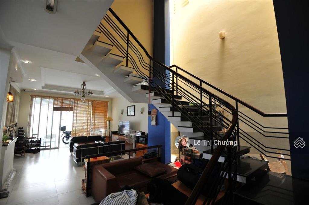 Bán nhà quận 7, đường ô tô, p. tân phú cũ, 265m2, ngang to 10m, 2 tầng, không qh, sát pmh 30tỷ