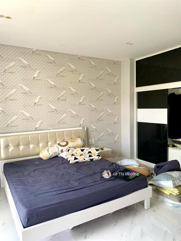 Bán nhà quận 7, hxh, sát trường cấp 3 ngô quyền, 4 tầng, ngang 4.5m, nhỉnh 7tỷ