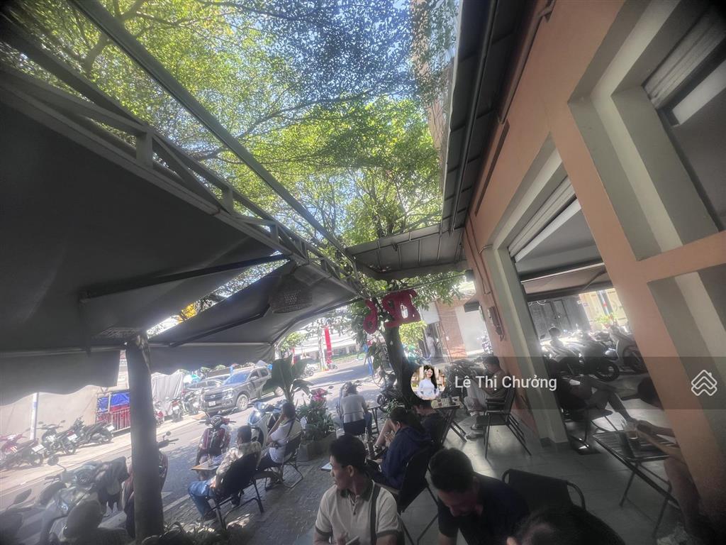 Lô góc 2 mặt tiền quận 4, đường 25m, sát công viên 220m2, ngang 14m, dòng tiền 1.8 tỷ, 106.9 tỷ tl