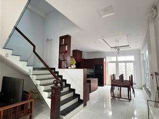 Bán nhà hoàng diệu quận 4, 180m2, 3tầng, ngang to 12.5m, sát quận 1, 28tỷ hơn