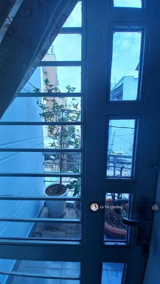 110m2, ngang 5 dài 23m, 2 tầng đúc ô tô đổ cửa tôn thuyết quận 4, 11 tỷ