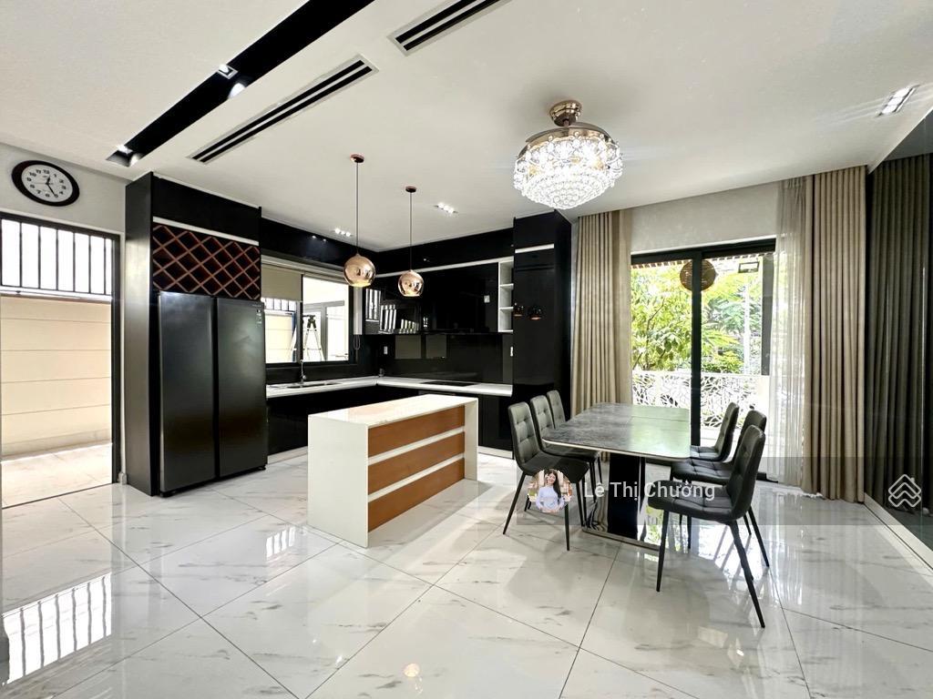 200m2, ngang 10 dài 20, 3 tầng, biệt thự 2mt kdc vina nam phú,phước kiển nhà bè, 31.5 tỷ