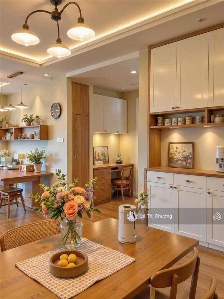 Bán nhà sân vườn quận 7, 120m2, ngang to hiếm 9m, sát kdc nam long trần t cung, chỉ 95tr/1m2