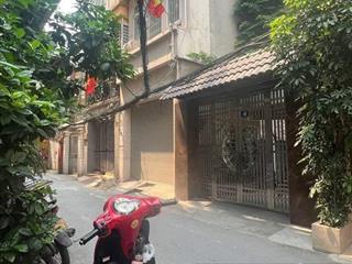 Bán nhà mặt tiền đ số 12mét, 5tầng, ngang 3.5m, p bình thuận quận 7, sát nguyễn hữu cảnh ,4 tỷ nhíc