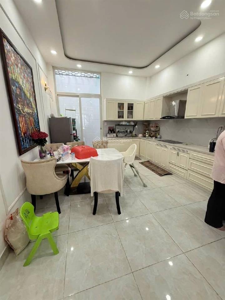Bán nhà quận 7  3 tầng  7.5x19m 129m2 hẻm 4m kế phú mỹ hưng 50m ra đường phú thuận  9.7tỷ tl