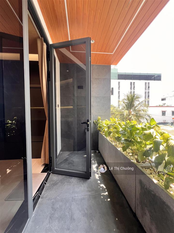 Bán nhà mới 5tầng, đường phú thuận quận 7, xe hơi tránh, thang máy, sát phú mỹ hưng, 15tỷ nhic