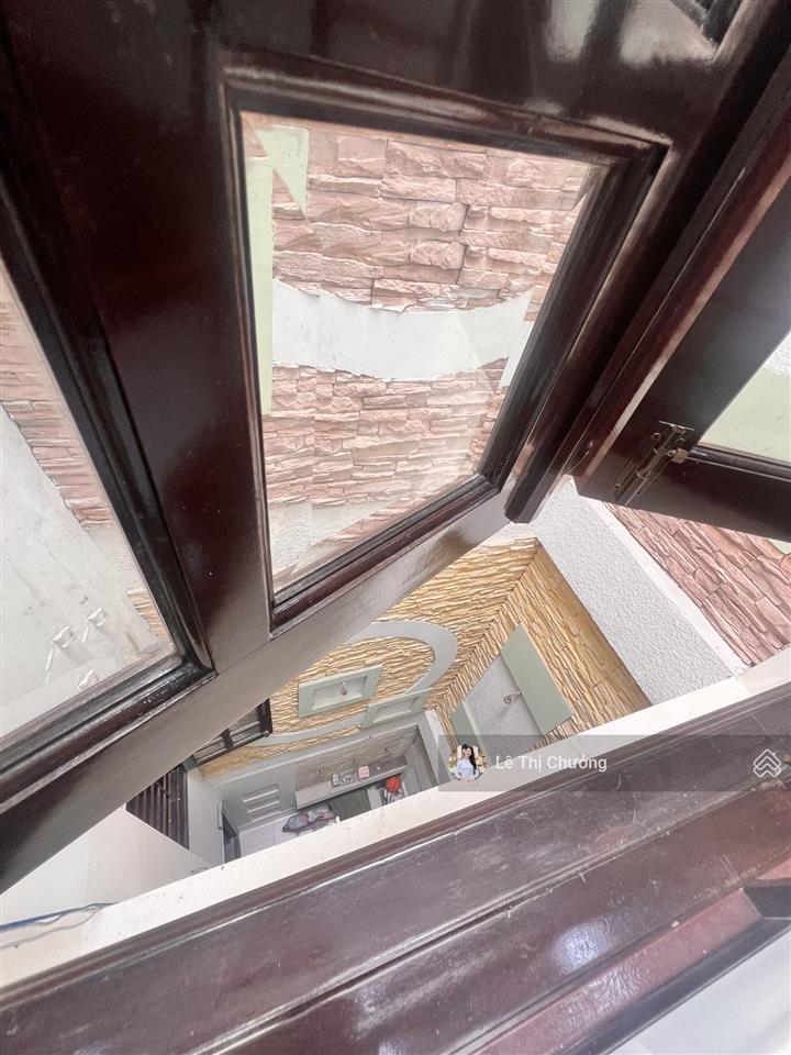 Bán nhà hoàng diệu quận 4, 100m², ngang 5m, ô tô trong, 3 tầng, sát quận 1, hiện hữu 28 tỷ tl